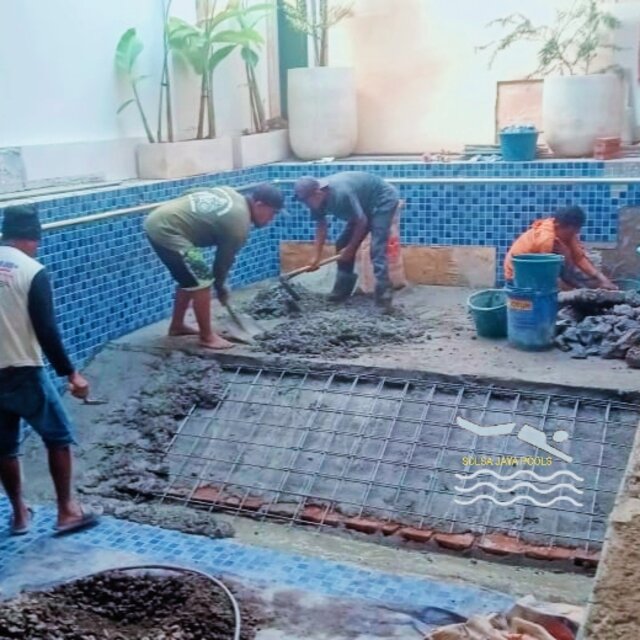 renovasi-kolam-renang